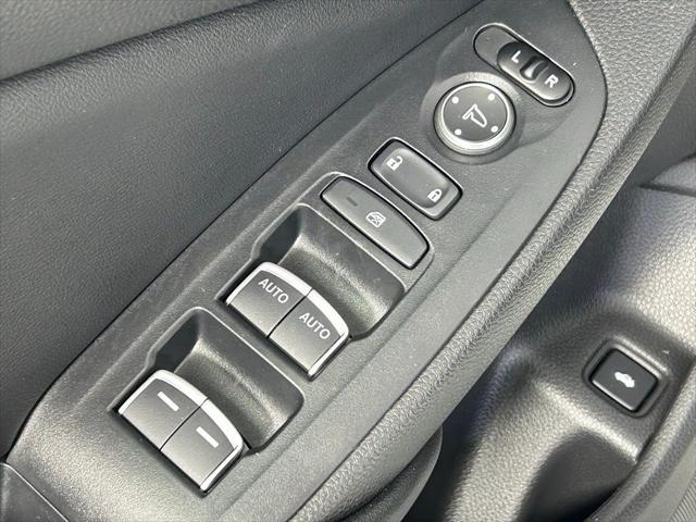 Photo of 2022 Platinum White Pearl Honda Accord