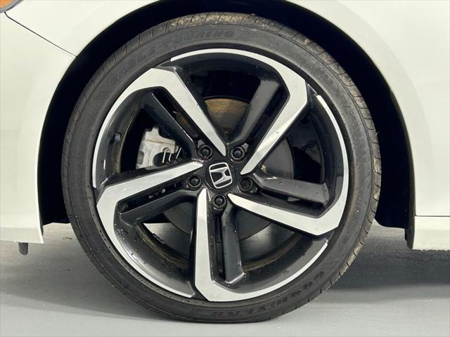 Photo of 2022 Platinum White Pearl Honda Accord