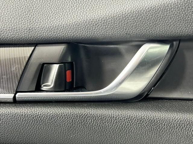 Photo of 2022 Platinum White Pearl Honda Accord