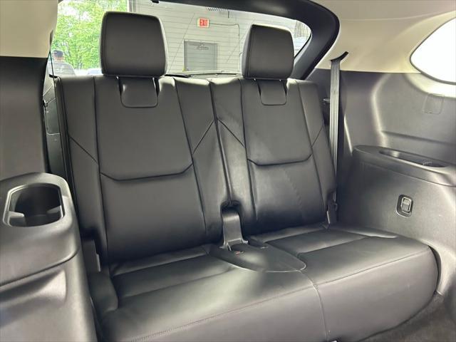 Photo of 2023 Sonic Silver Metallic Mazda CX-9