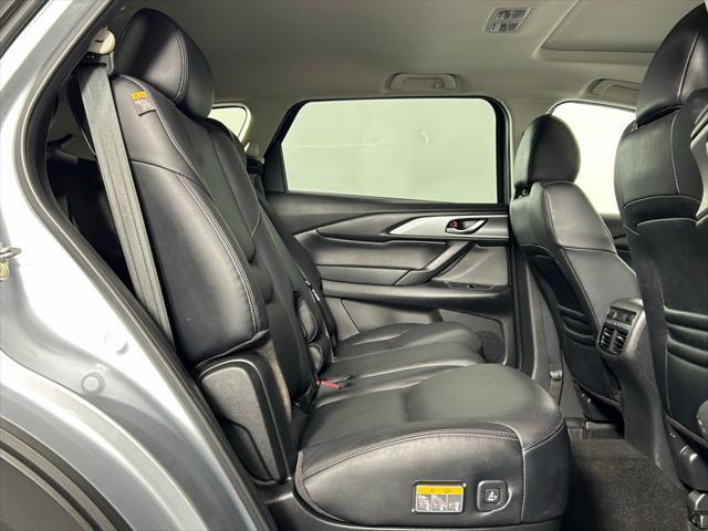 Photo of 2023 Sonic Silver Metallic Mazda CX-9