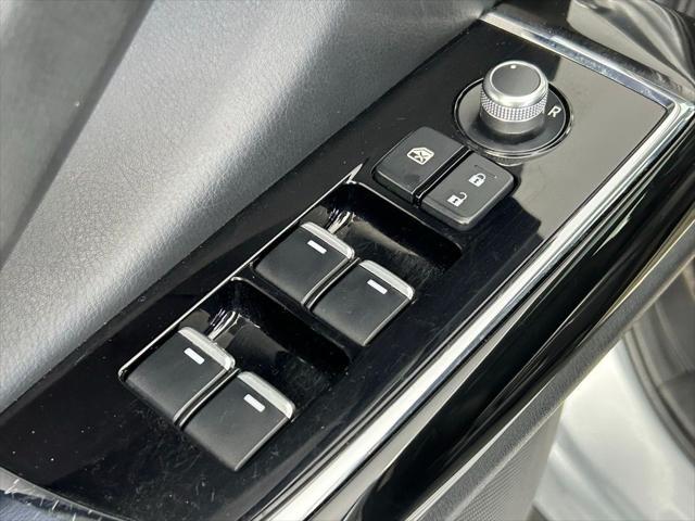 Photo of 2023 Sonic Silver Metallic Mazda CX-9