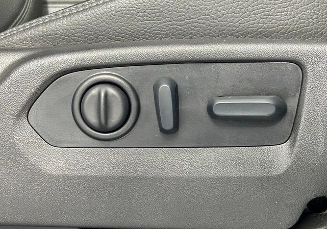 Photo of 2023 White Frost Tricoat GMC Sierra 2500