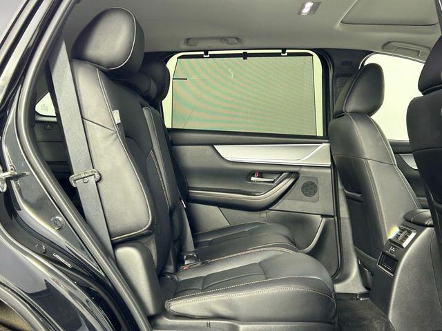 Photo of 2024 Jet Black Mica Mazda CX-90 PHEV