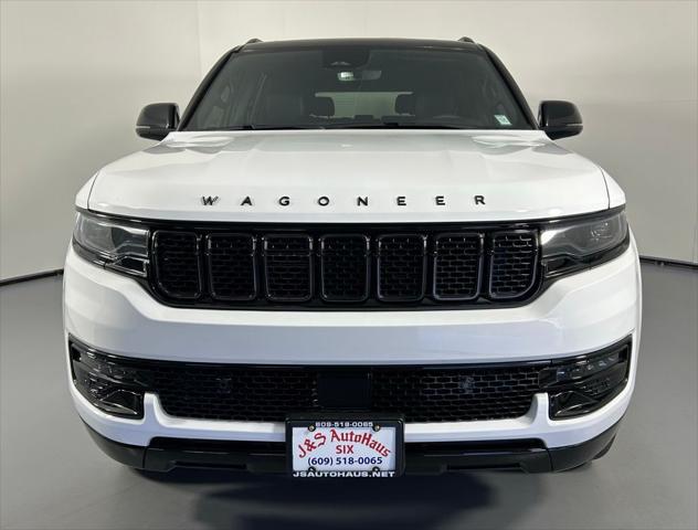 Photo of 2024 Bright White Clearcoat Jeep Wagoneer
