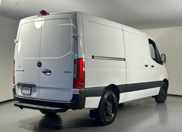 Photo of 2023 White Mercedes-Benz Sprinter 2500