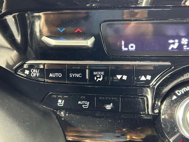 Photo of 2023 Lunar Silver Metallic Acura MDX