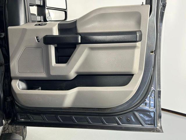 Photo of 2020 Magnetic Ford F-350