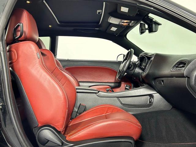 Photo of 2019 Pitch Black Clearcoat Dodge Challenger