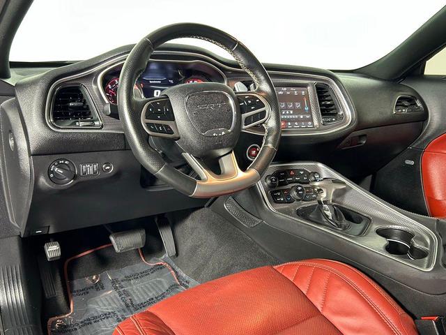 Photo of 2019 Pitch Black Clearcoat Dodge Challenger