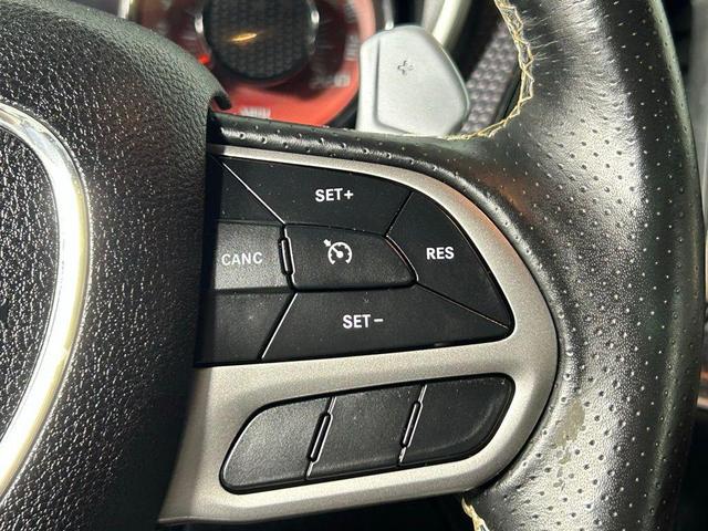 Photo of 2019 Pitch Black Clearcoat Dodge Challenger
