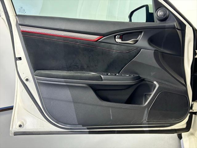 Photo of 2020 Championship White Honda Civic Type R