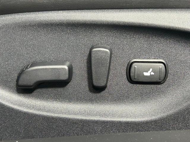Photo of 2022 Black Obsidian INFINITI Q50