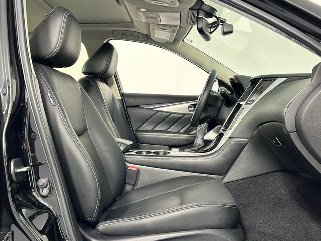 Photo of 2022 Black Obsidian INFINITI Q50