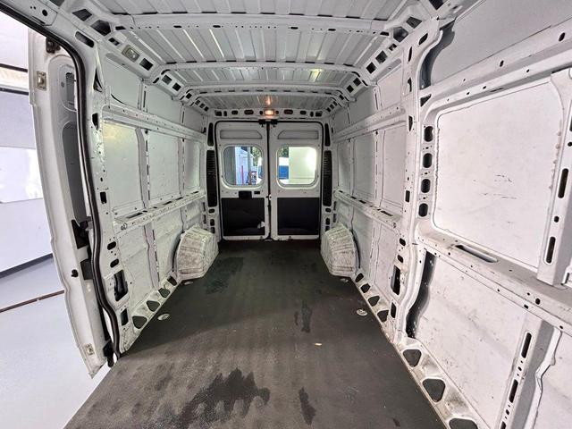 Photo of 2020 Bright White Clearcoat RAM ProMaster 2500