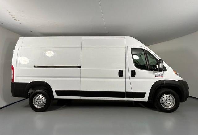 Photo of 2020 Bright White Clearcoat RAM ProMaster 2500