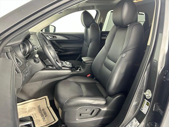 Photo of 2022 Machine Gray Metallic Mazda CX-9