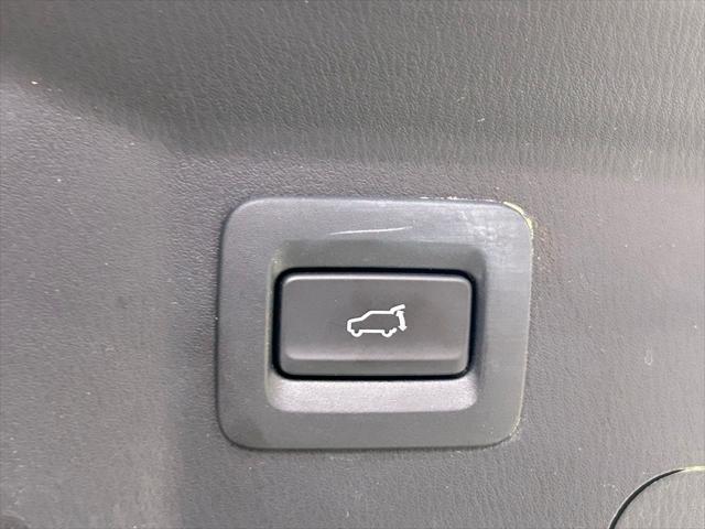 Photo of 2022 Machine Gray Metallic Mazda CX-9