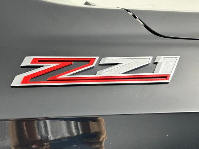 Photo of 2023 Black Chevrolet Suburban