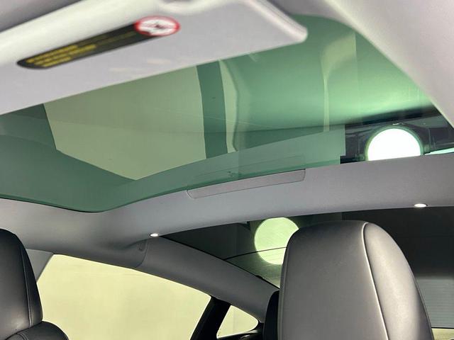 Photo of 2024 Solid Black Tesla Model 3