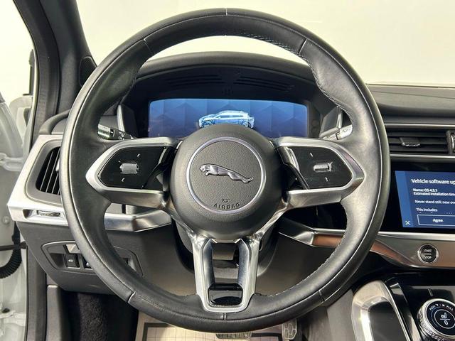 Photo of 2022 Fuji White Jaguar I-PACE