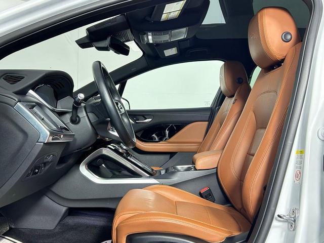 Photo of 2022 Fuji White Jaguar I-PACE