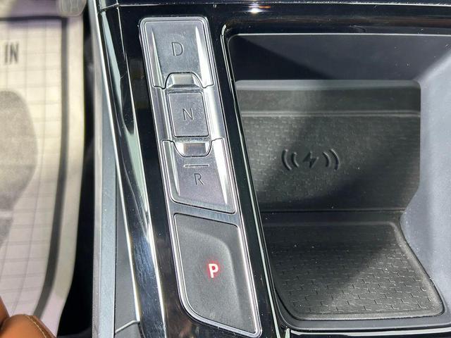 Photo of 2022 Fuji White Jaguar I-PACE