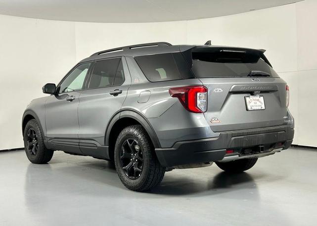 Photo of 2023 Carbonized Gray Metallic Ford Explorer