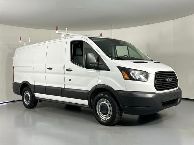 Photo of 2017 Oxford White Ford Transit-150