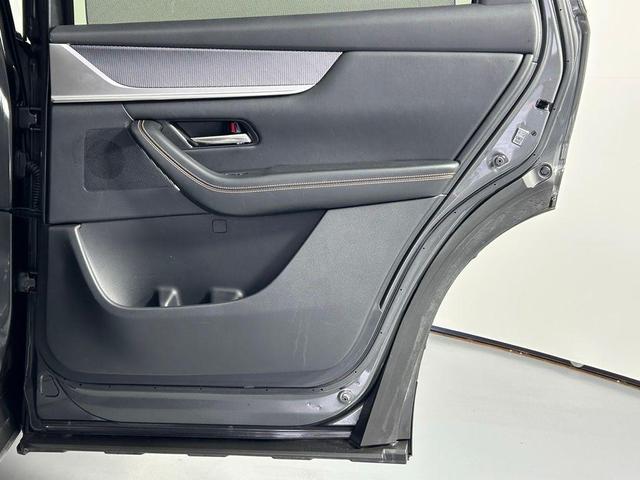 Photo of 2024 Machine Gray Metallic Mazda CX-90
