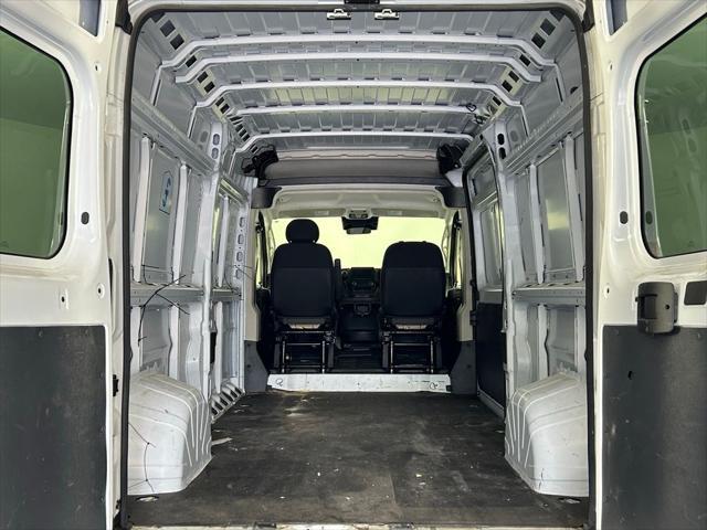 Photo of 2022 Bright White Clearcoat RAM ProMaster 2500