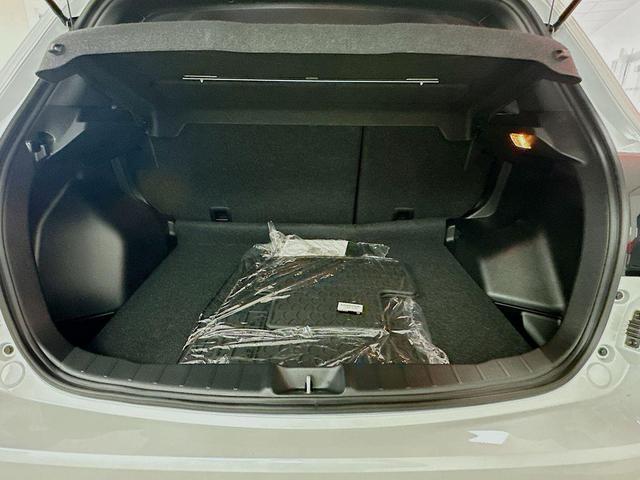 Photo of 2024 White Diamond Mitsubishi Outlander Sport