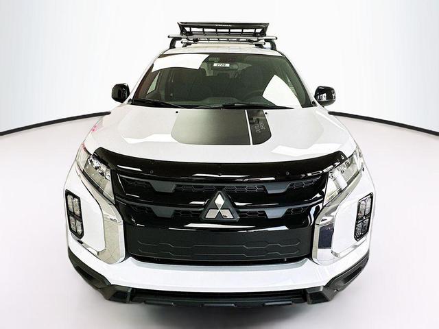 Photo of 2024 White Diamond Mitsubishi Outlander Sport