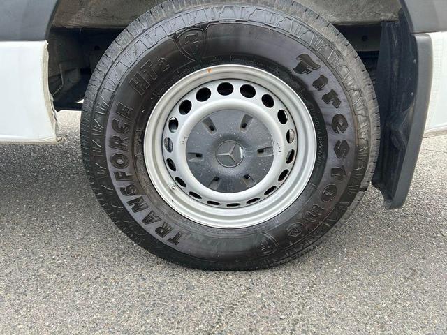 Photo of 2022 White Mercedes-Benz Sprinter 2500