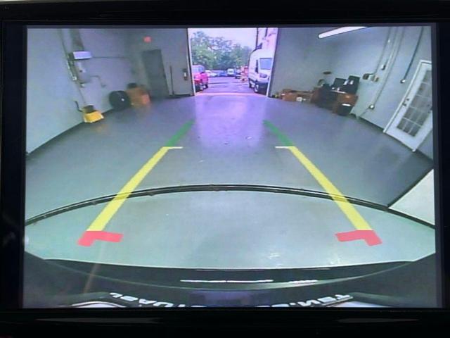 Photo of 2024 Diamond Black Crystal Pearlcoat Chrysler Pacifica