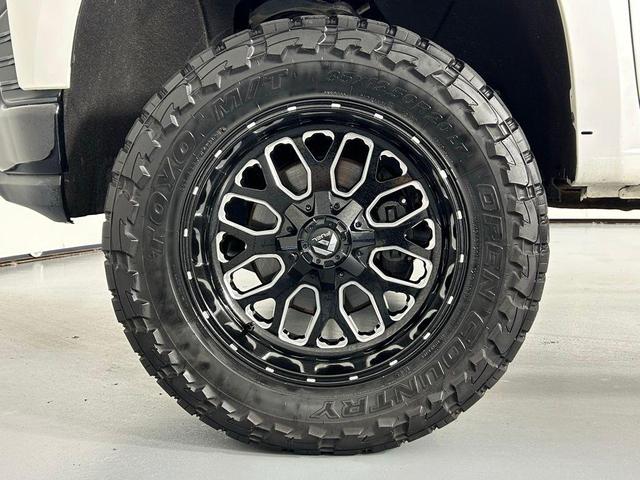 Photo of 2020 White Chevrolet Silverado 1500