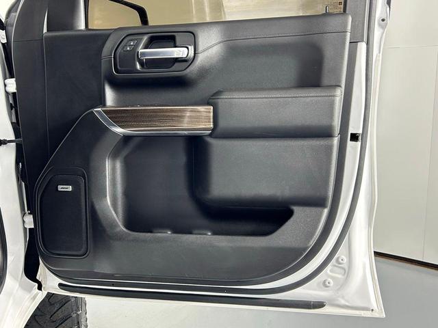 Photo of 2020 White Chevrolet Silverado 1500