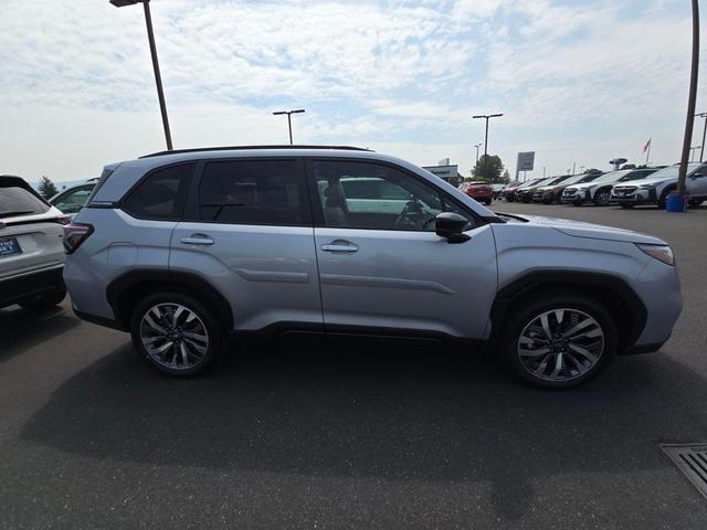 Photo of 2025 Ice Silver Subaru Forester