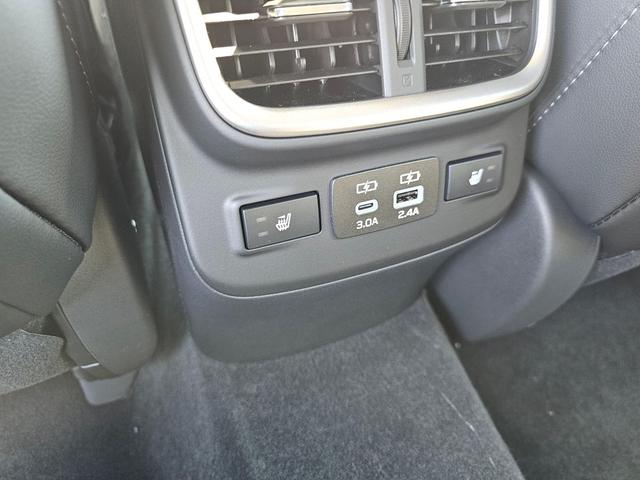 Photo of 2025 Crystal Black Subaru Outback
