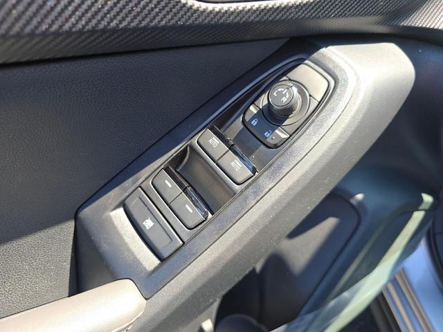 Photo of 2025 Ice Silver Subaru Crosstrek