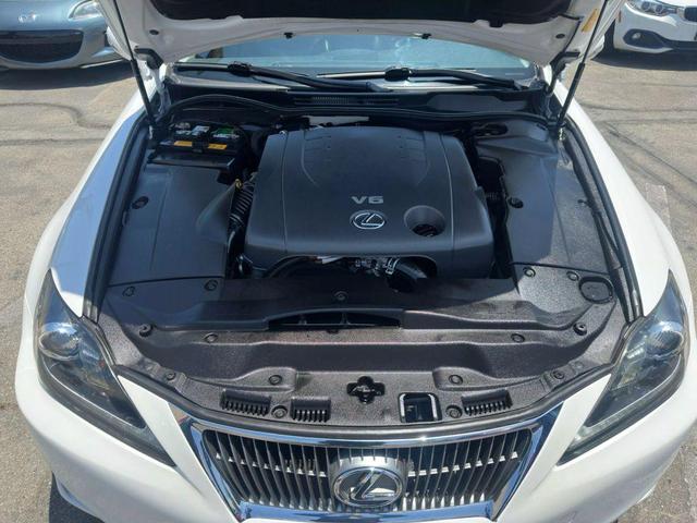 Photo of 2012 White Lexus IS 250