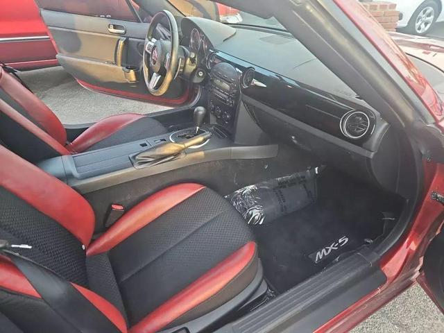 Photo of 2008 Red Mazda MX-5 Miata