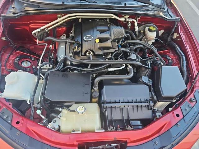 Photo of 2008 Red Mazda MX-5 Miata