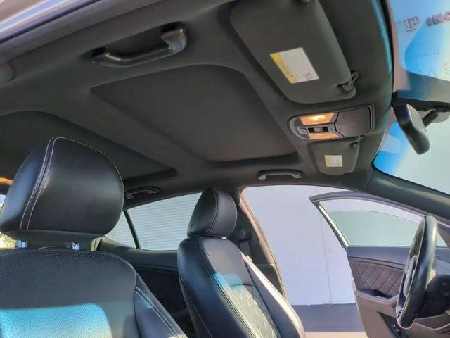 Photo of 2014 Titanium Silver Kia Optima