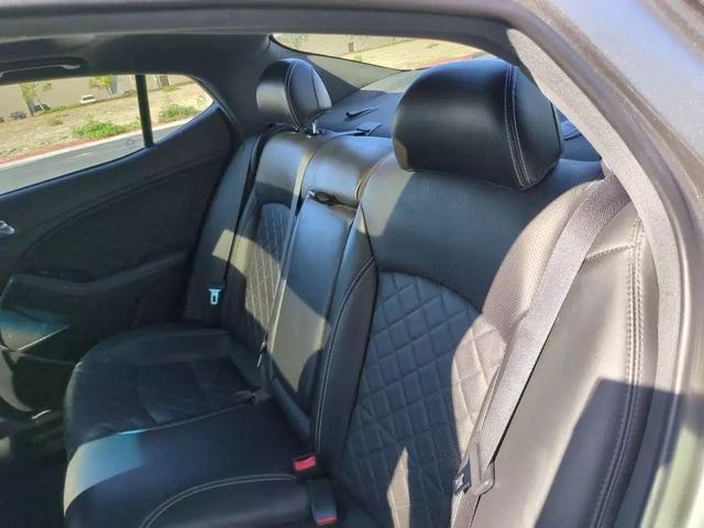 Photo of 2014 Titanium Silver Kia Optima
