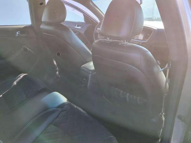 Photo of 2014 Titanium Silver Kia Optima