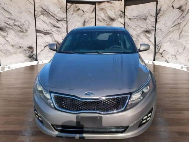 Photo of 2014 Titanium Silver Kia Optima