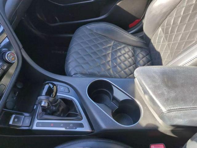 Photo of 2014 Titanium Silver Kia Optima