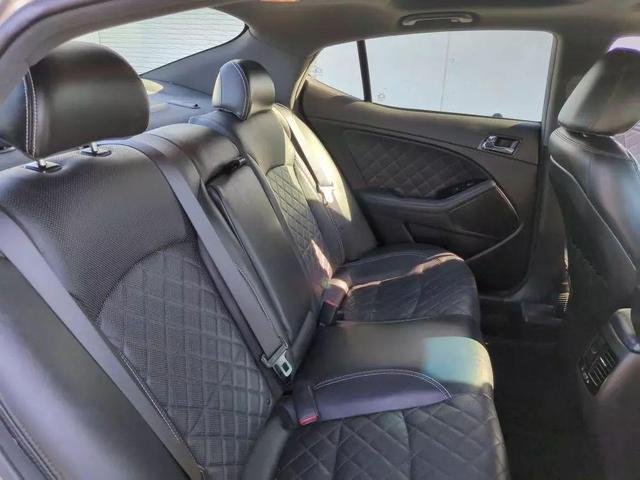 Photo of 2014 Titanium Silver Kia Optima