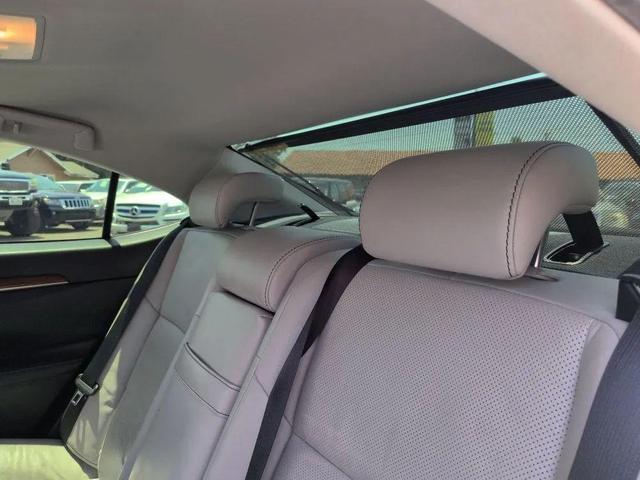 Photo of 2015 Starfire Pearl Lexus ES 300h